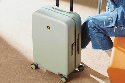 6 Best Luggage for Travel!