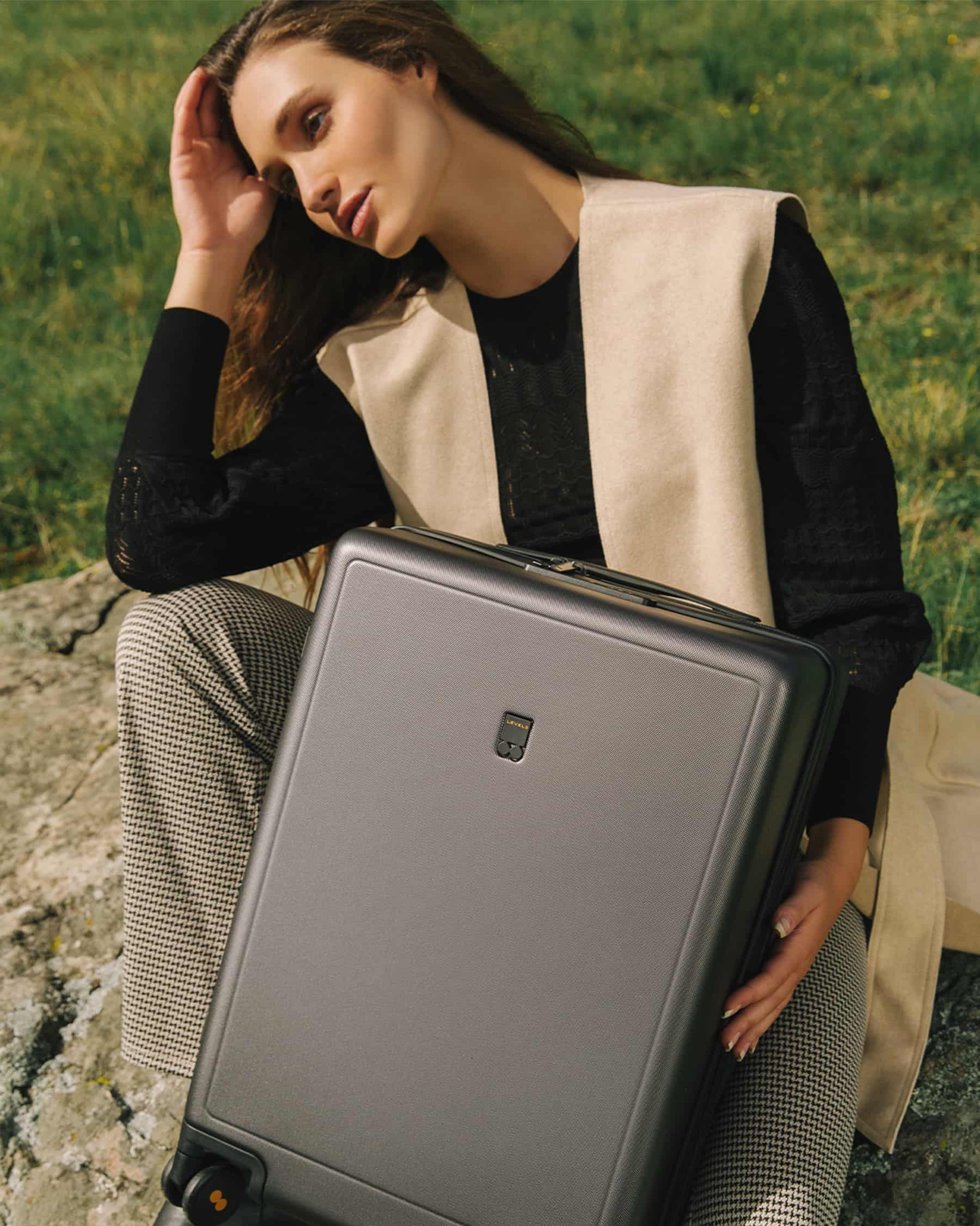 LEVEL8 Luminous Texture 20